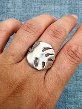 Foxy Orginals Bold Monstera Statement Ring in Brushed Silver Tone
